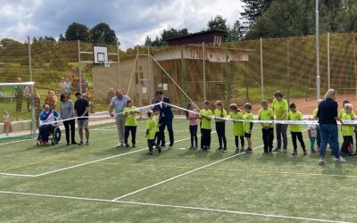Víceúčelové hřiště v obci Žďárky je otevřeno